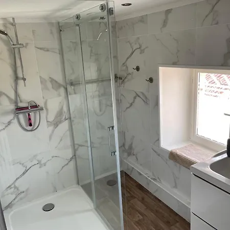 Дом отдыха Maison De Familiale Au Coeur Du Marais Poitevin Maillezais