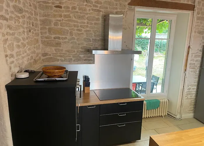 Maison De Familiale Au Cœur Du Marais Poitevin *