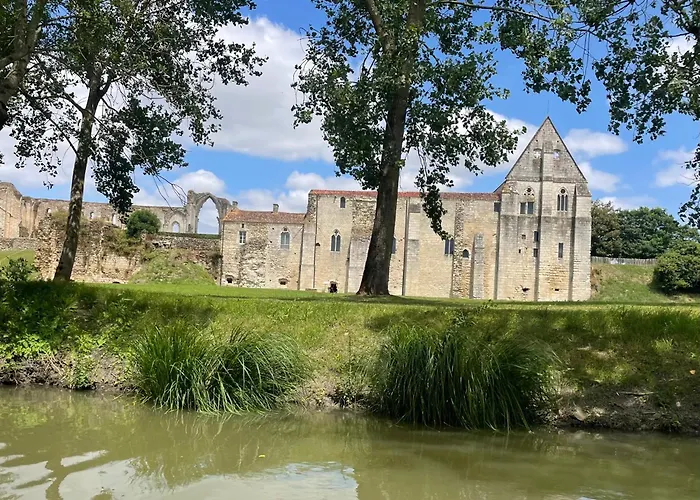 Maison De Familiale Au Cœur Du Marais Poitevin Hébergement de vacances Maillezais